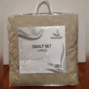 Serenity Home 'Soft Essentials' 3-piece Quilt Queen Set